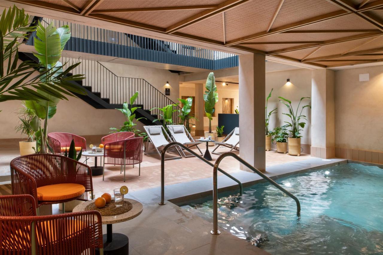 Rincones De Lola - Castilla 91 - Shared Jacuzzi Villa Seville Ngoại thất bức ảnh